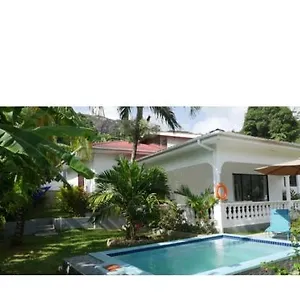 Ogumka, Self Catering , Beoliere, Mahe Гостевой дом