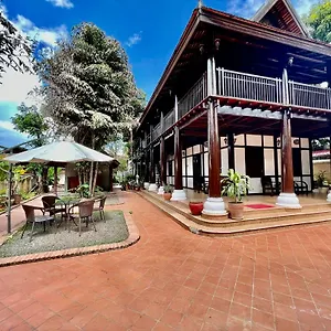 villa-vieng-sa-vanh-hotel.hotelsluangprabang.com/