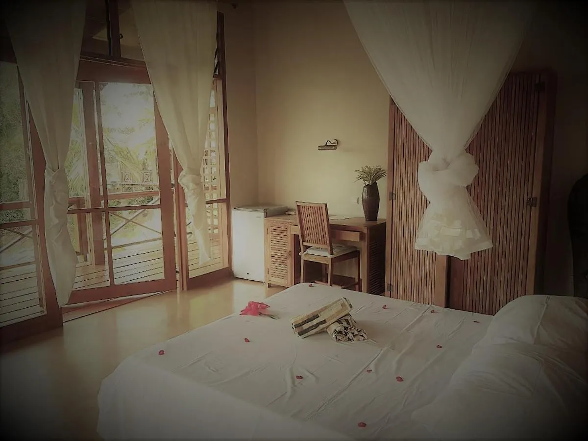 Bed & Breakfast Waterfall Accomodation Port Glaud